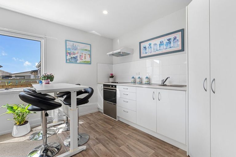 Photo of property in 311/11 Kamahi Crescent, Papamoa Beach, Papamoa, 3118