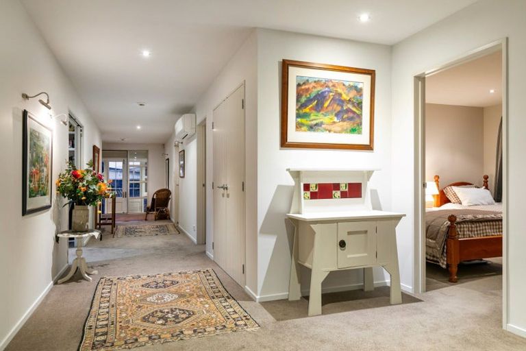 Photo of property in 50 Kelliher Drive, Wanaka, 9305