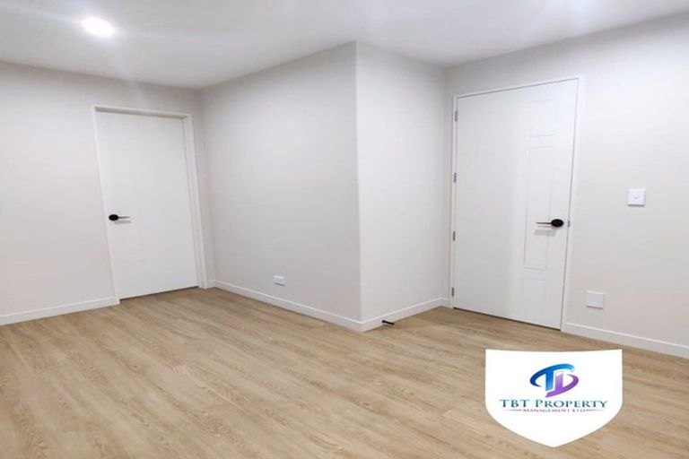 Photo of property in 17 Bushfield Drive, Flat Bush, Auckland, 2019