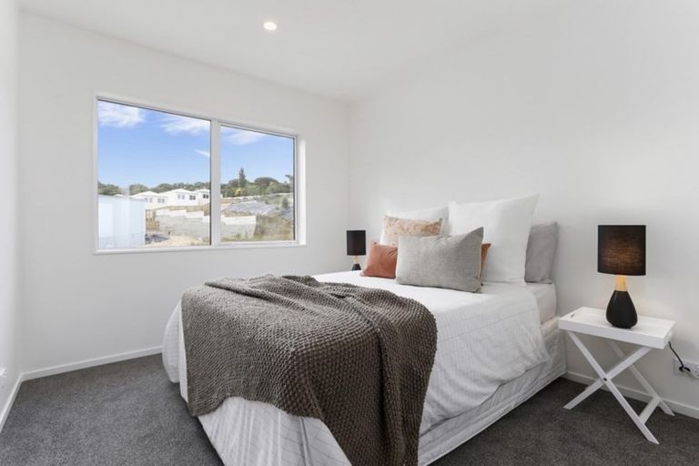 Photo of property in 11 Fernly Rise, Flat Bush, Auckland, 2019