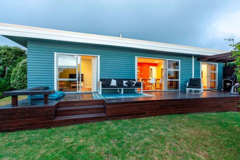 Photo of property in 12 Allen Road, Raumati Beach, Paraparaumu, 5032