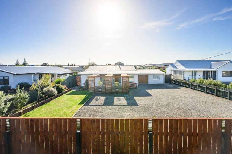 Photo of property in 99 Seabury Avenue, Foxton Beach, Foxton, 4815