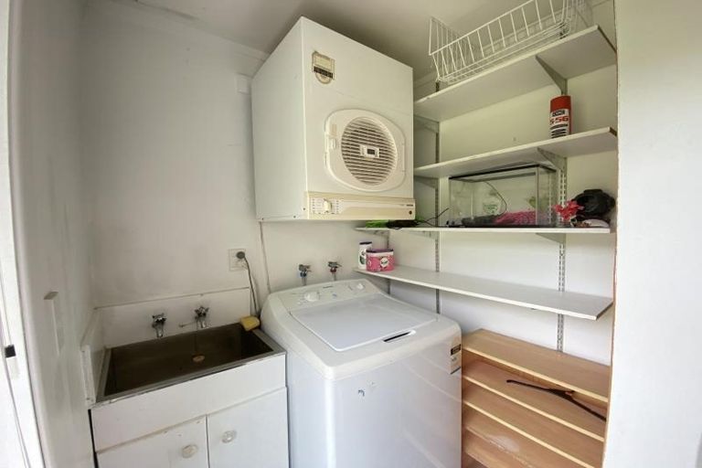 Photo of property in 3 Flinders Place, Johnsonville, Wellington, 6037