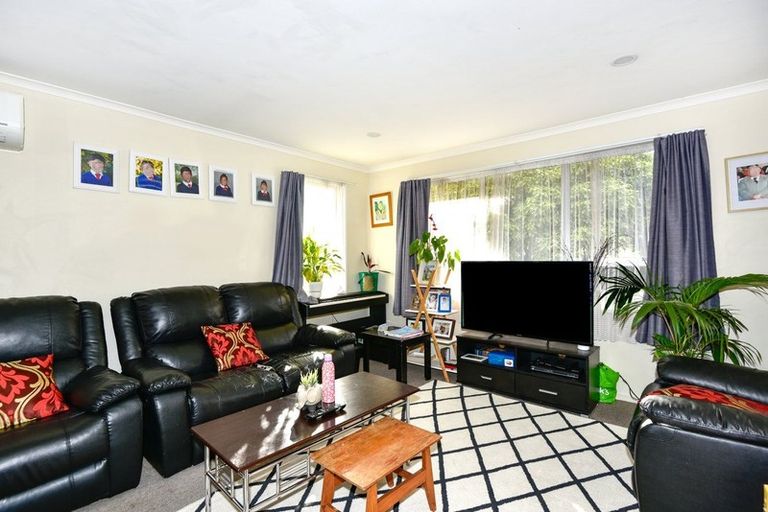 Photo of property in 33 Pensacola Crescent, Broomfield, Christchurch, 8042