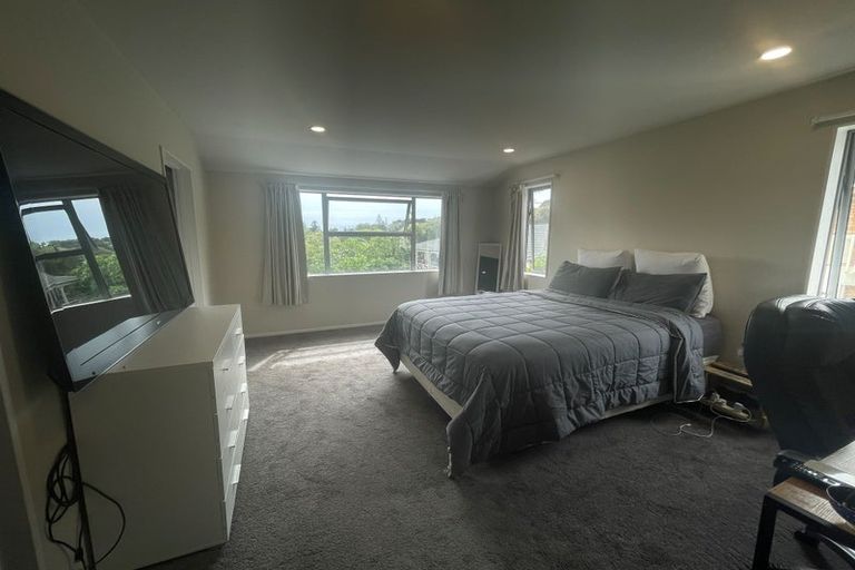 Photo of property in 38a Archers Road, Glenfield, Auckland, 0629