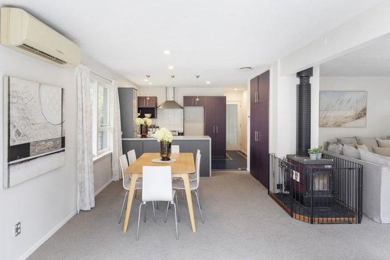 Photo of property in 11 Colina Street, Avonhead, Christchurch, 8042