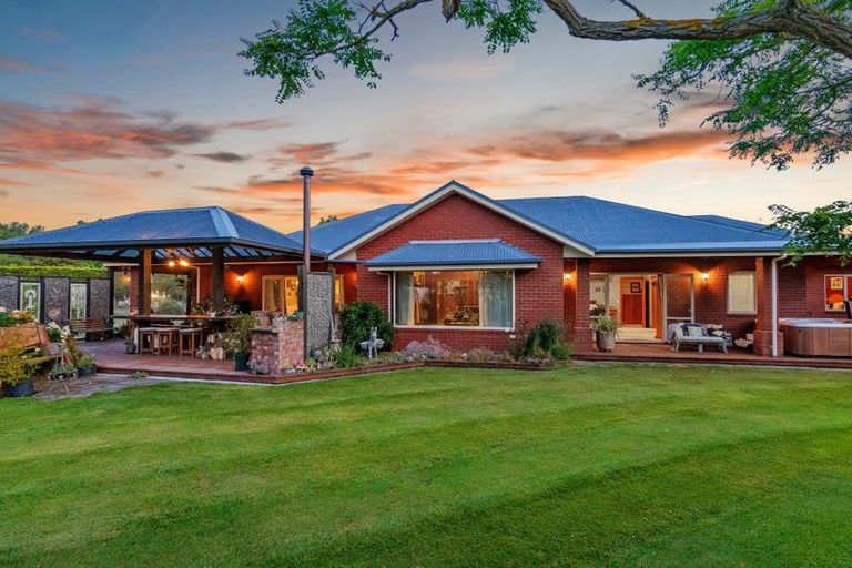 Photo of property in 183 Neeves Road, Kaiapoi, 7691