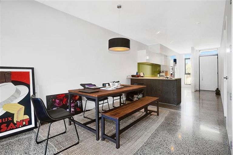 Photo of property in 25 Isitt Road, Hobsonville, Auckland, 0616