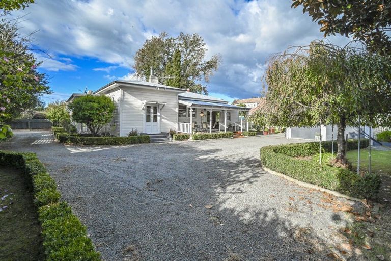 Photo of property in 1205a Karamu Road North, Mayfair, Hastings, 4122