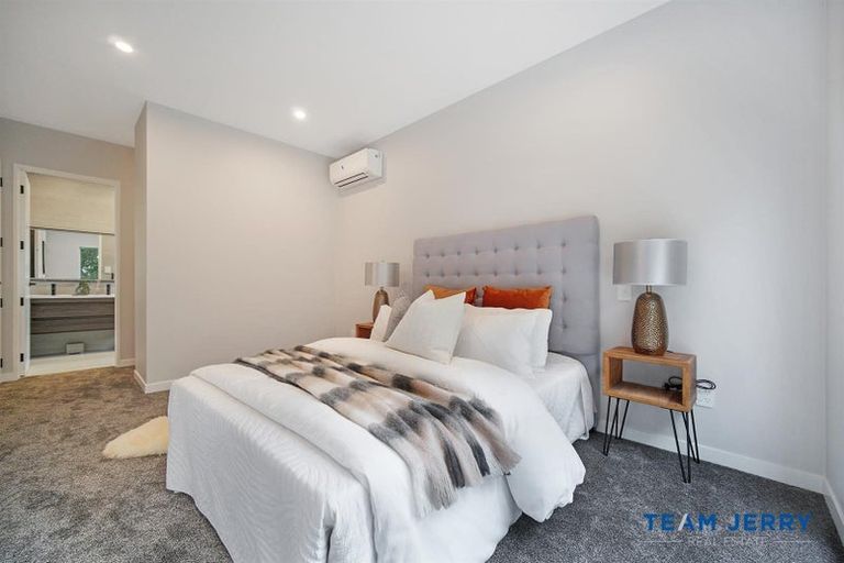 Photo of property in 19 Yellow Pear Lane, Karaka, 2578