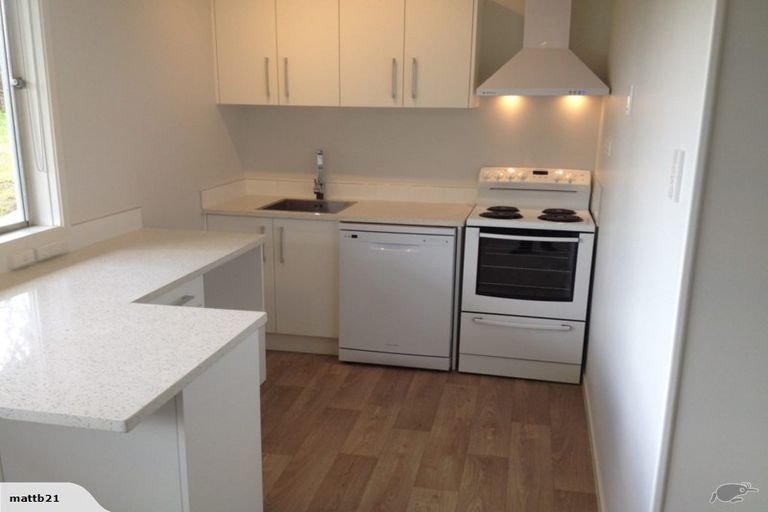 Photo of property in 11 Taipari Road, Te Atatu Peninsula, Auckland, 0610