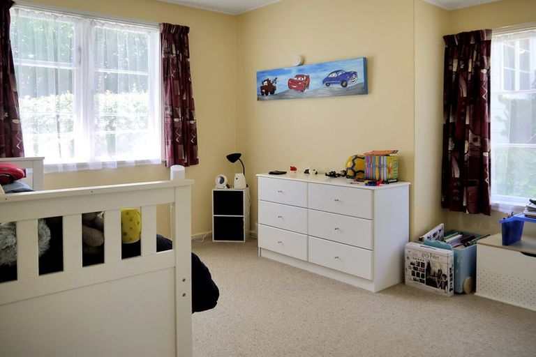 Photo of property in 58 Bould Street, Johnsonville, Wellington, 6037