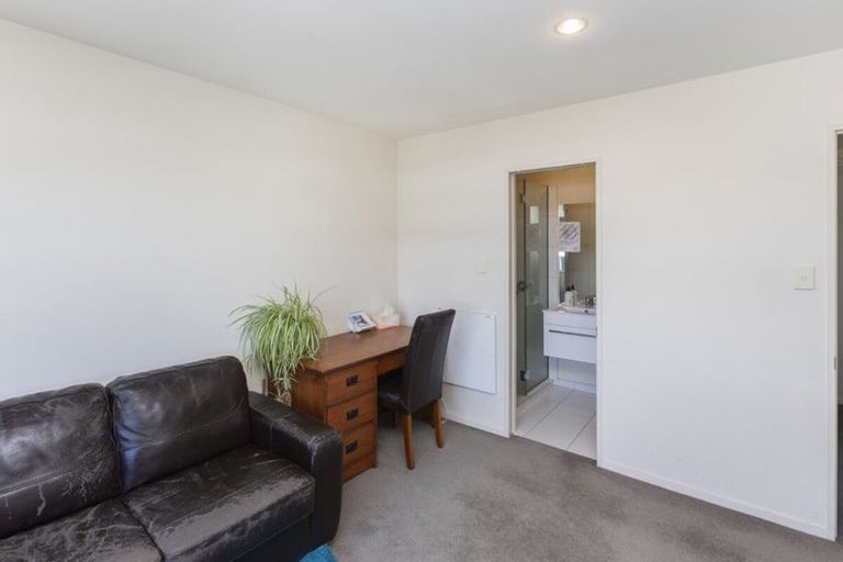 Photo of property in 88a Edgeware Road, St Albans, Christchurch, 8014