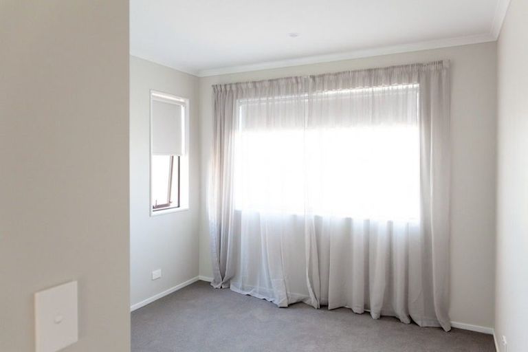 Photo of property in 20 Te Rito Road, Hobsonville, Auckland, 0616