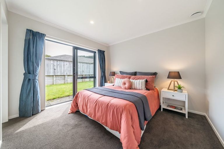 Photo of property in 107 Riverstone Drive, Riverstone Terraces, Upper Hutt, 5018