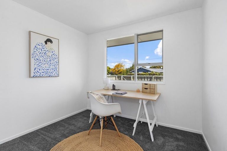 Photo of property in 465 Mairehau Road, Parklands, Christchurch, 8083