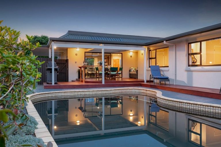 Photo of property in 13 Hinewa Road, Otumoetai, Tauranga, 3110