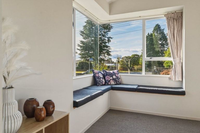 Photo of property in 37 Basley Road, Owhata, Rotorua, 3010