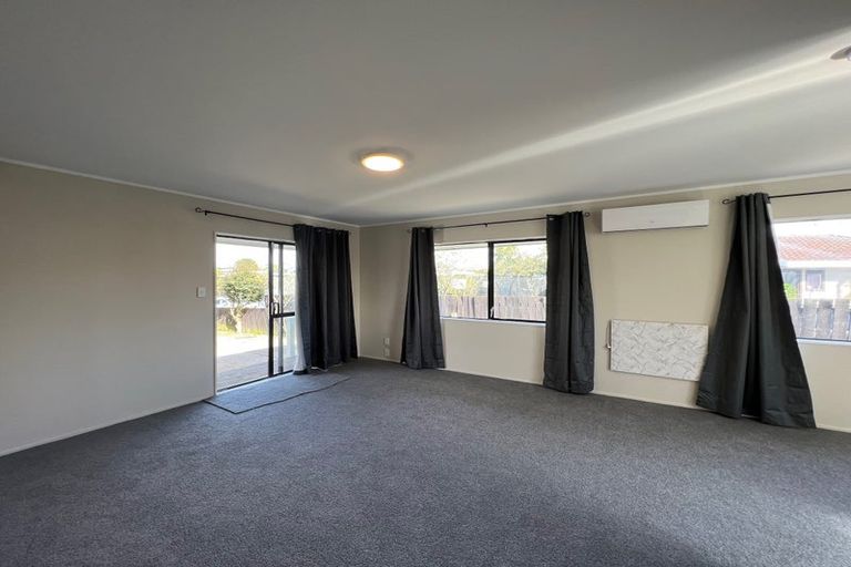 Photo of property in 8 Pringle Place, Nawton, Hamilton, 3200
