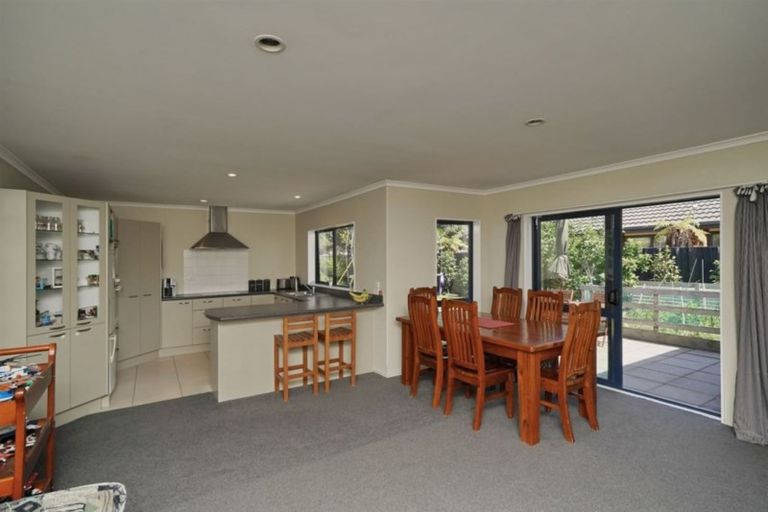 Photo of property in 15 Amoka Crescent, Parklands, Christchurch, 8083