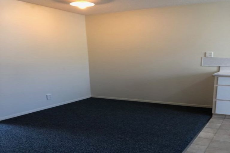 Photo of property in 3/19 Whitmore Street, Edgeware, Christchurch, 8013