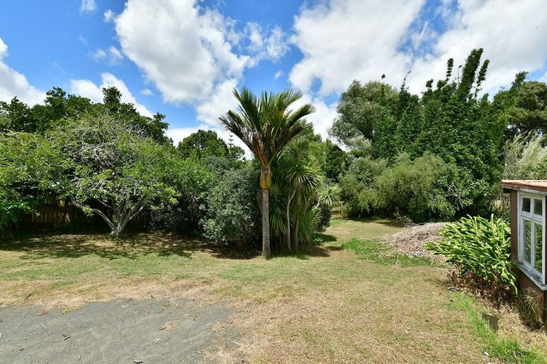 Photo of property in 119 Awaroa Road, Helensville, 0800