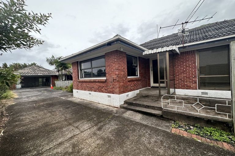 Photo of property in 44 Ashlynne Avenue, Papatoetoe, Auckland, 2025