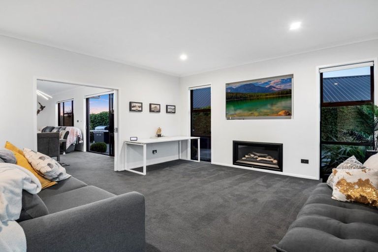 Photo of property in 65 Puhirake Crescent, Pyes Pa, Tauranga, 3112
