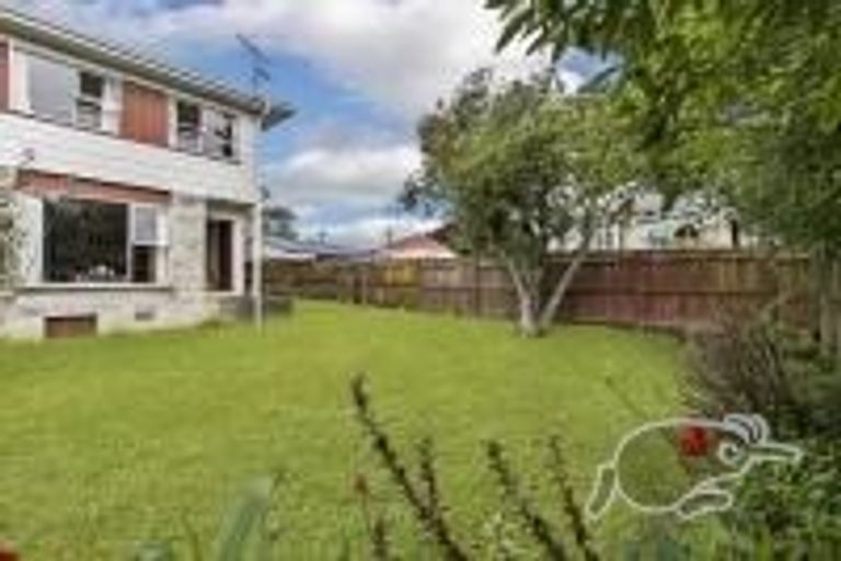 Photo of property in 3/43 Rimu Street, New Lynn, Auckland, 0600