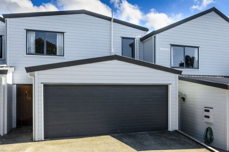 Photo of property in 2/3 Erewhon Place, Birkdale, Auckland, 0626