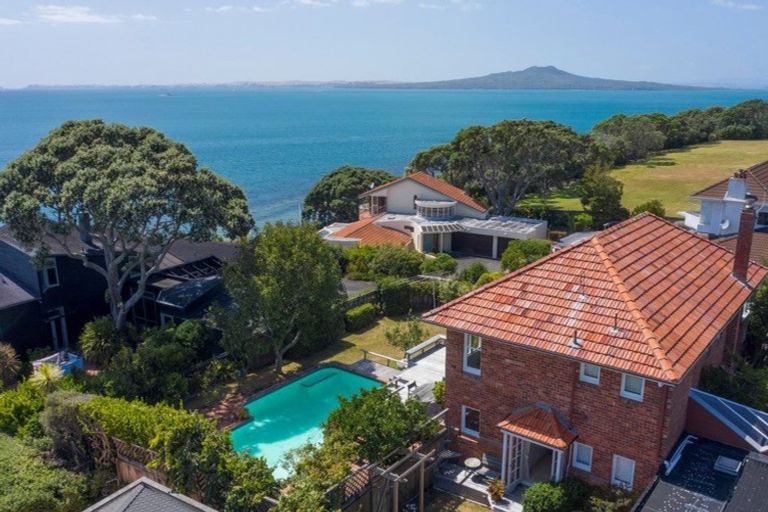 Photo of property in 155 Beach Road, Castor Bay, Auckland, 0620