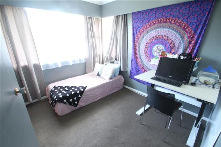 Photo of property in 20 Eskdale Road, Birkdale, Auckland, 0626