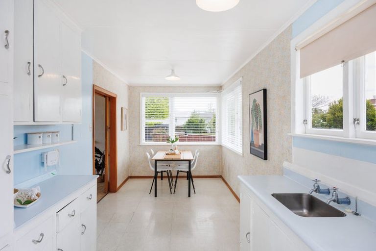 Photo of property in 5 Kaituna Street, Milson, Palmerston North, 4414