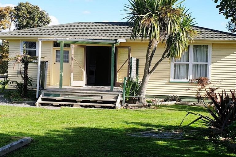 Photo of property in 63 Cottrell Crescent, Onekawa, Napier, 4110