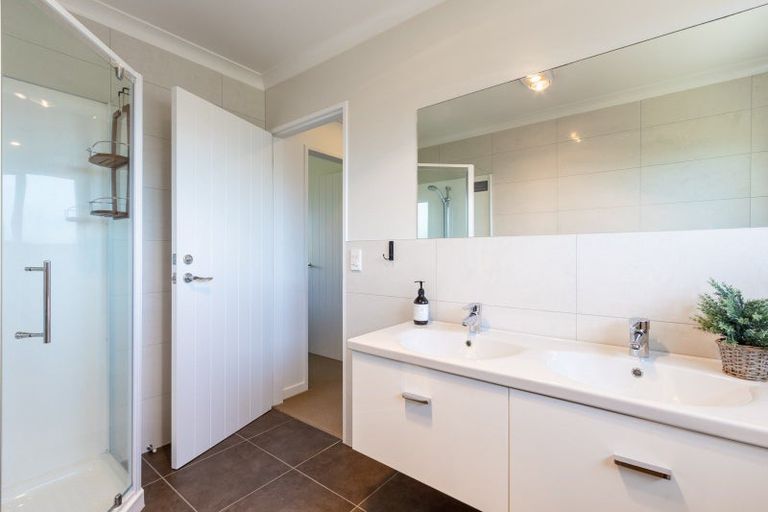 Photo of property in 66 The Drive, Paraparaumu Beach, Paraparaumu, 5032