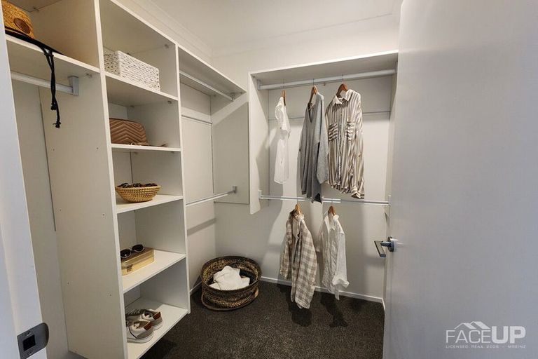 Photo of property in 18 Hema Road, Hobsonville, 0616