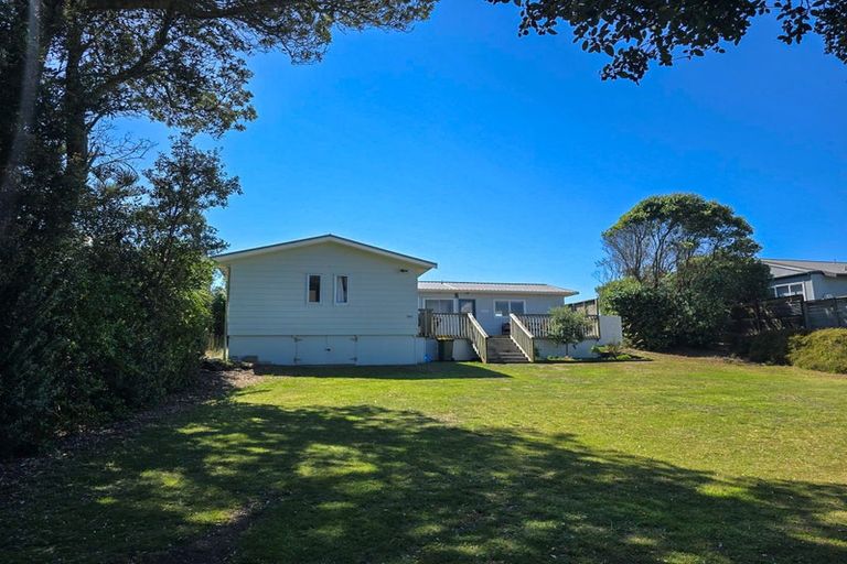 Photo of property in 585 Pukehina Parade, Pukehina, 3189