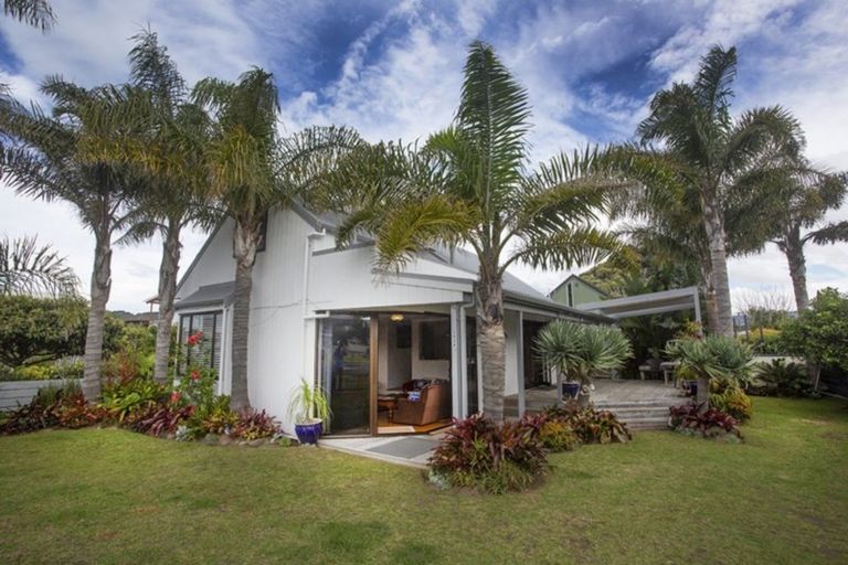 Photo of property in 503a Ocean Road, Whangamata, 3620
