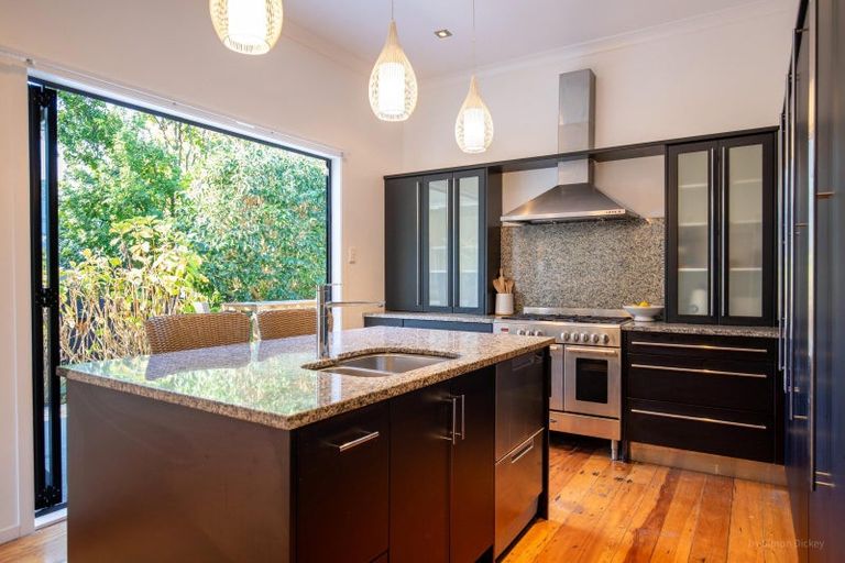 Photo of property in 10 Thames Street, Claudelands, Hamilton, 3214