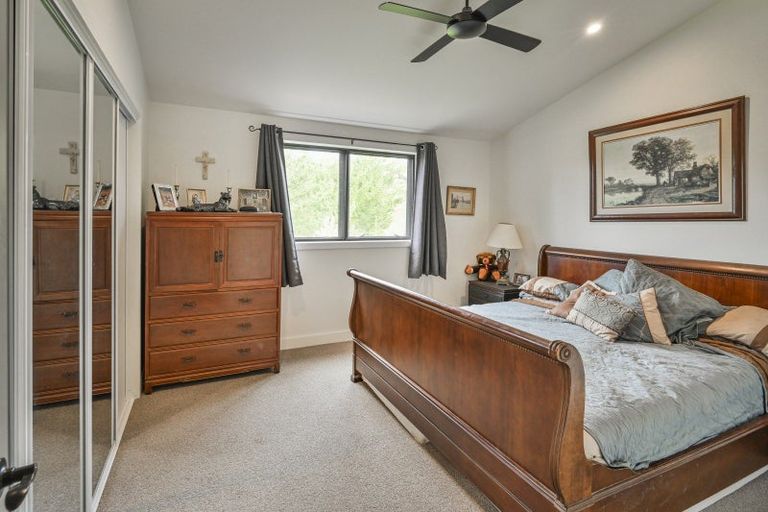 Photo of property in 1040 Kahuranaki Road, Kahuranaki, Havelock North, 4295