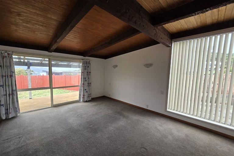 Photo of property in 3 Glamorgan Street, Northland, Wellington, 6012