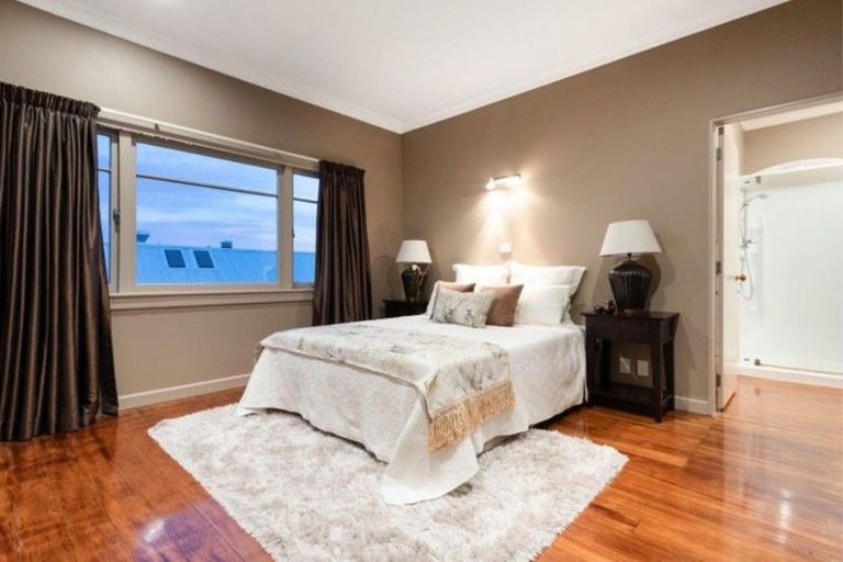 Photo of property in 37 Burrows Street, Tauranga South, Tauranga, 3112