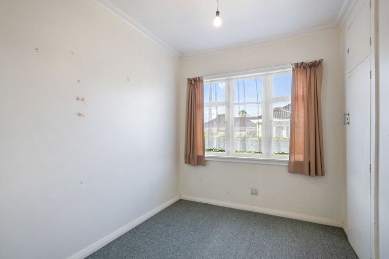 Photo of property in 30 Graham Street, Levin, 5510