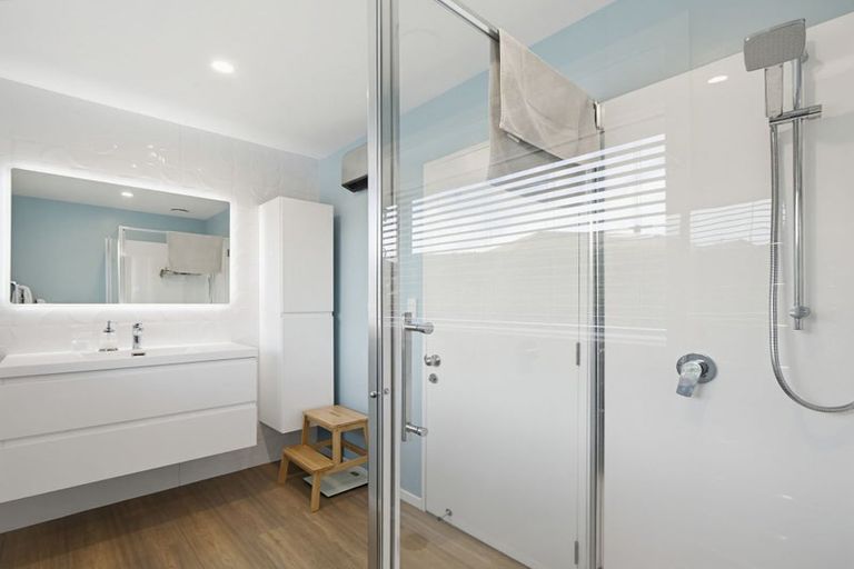 Photo of property in 20 Hewitts Road, Woodend, 7610