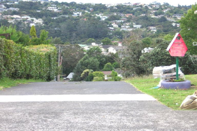 Photo of property in 27 Seaview Road, Glenfield, Auckland, 0629