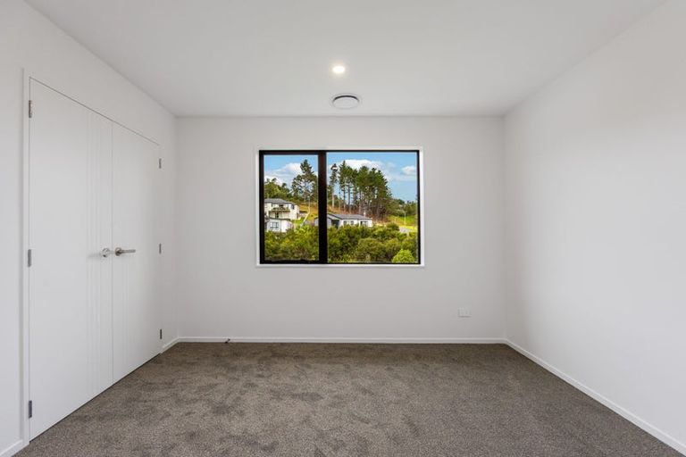 Photo of property in 3 Tagish Way, Orewa, 0931