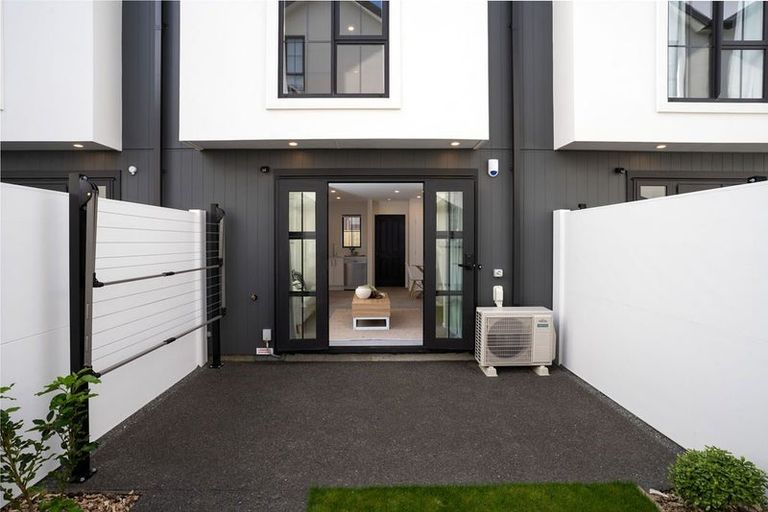 Photo of property in 3/106 Peterborough Street, Christchurch Central, Christchurch, 8013