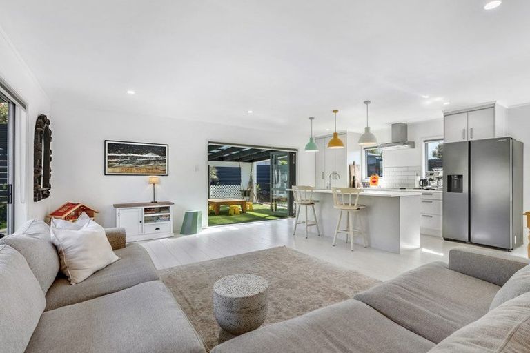 Photo of property in 26a Old Waipu Road, Mangawhai, 0505