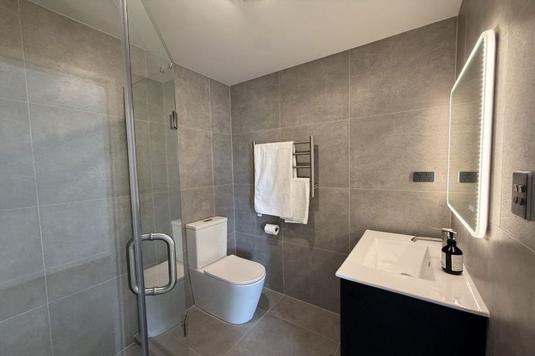 Photo of property in 1/9 Kamaka Road, Mangere Bridge, Auckland, 2022