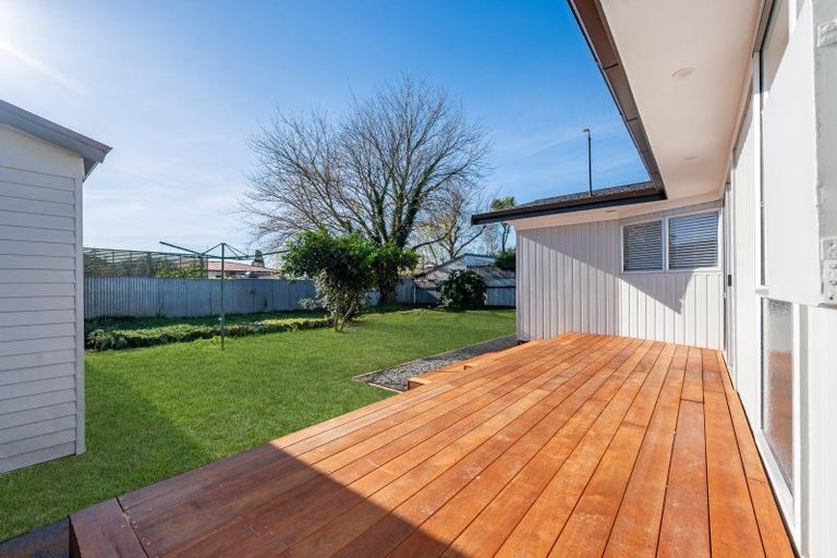 Photo of property in 16 Scarborough Road, Flaxmere, Hastings, 4120